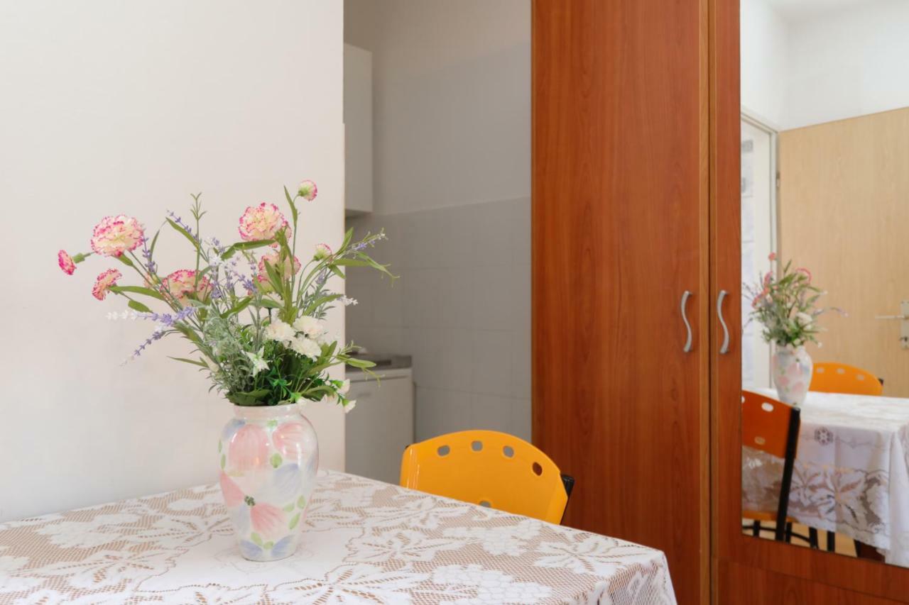 סופטאר Studio Apartment Ana מראה חיצוני תמונה