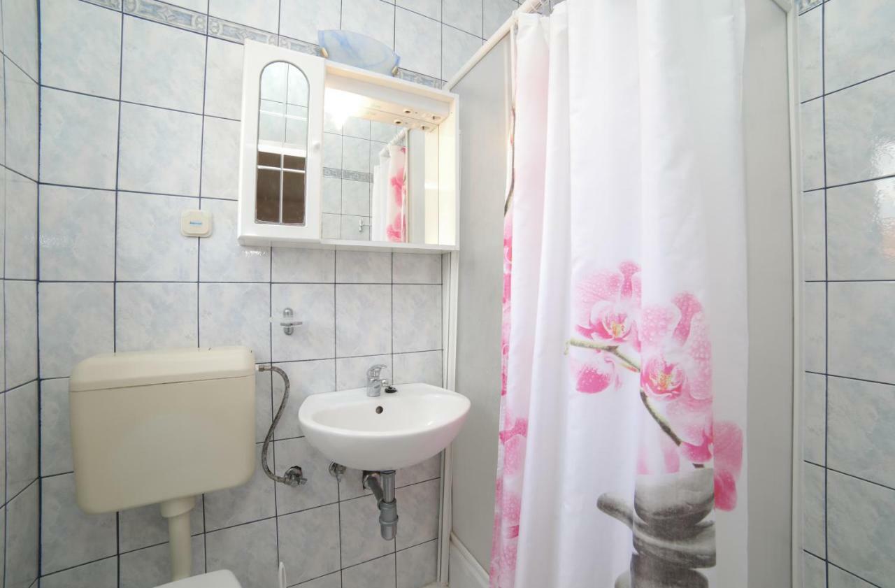 סופטאר Studio Apartment Ana מראה חיצוני תמונה